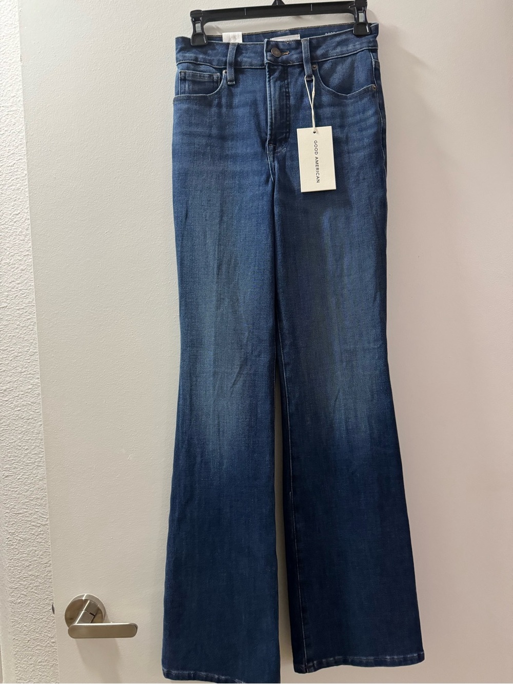 Good American Classic Slim Bootcut